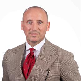 比特币突破12.2万美元逼近历史高位,机构资金流入推动加密市场涨势